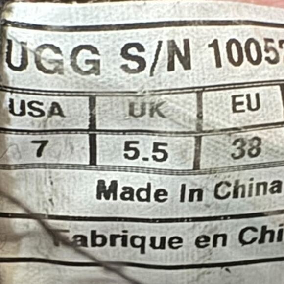 UGG Kesey Waterproof Leather & Textile Wool Lined Winter Boots SZ 7 - Picture 8 of 9